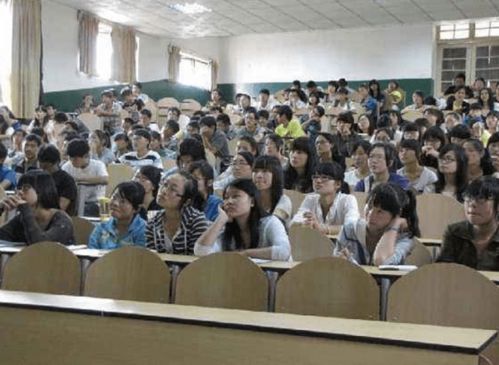 ?？粕缓孟?重點院校本科學歷門檻提升，成人非學歷教育成關注點